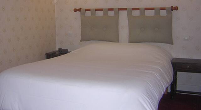 Chiranjeev Hotel, Rajgarh - Sirmaur 1